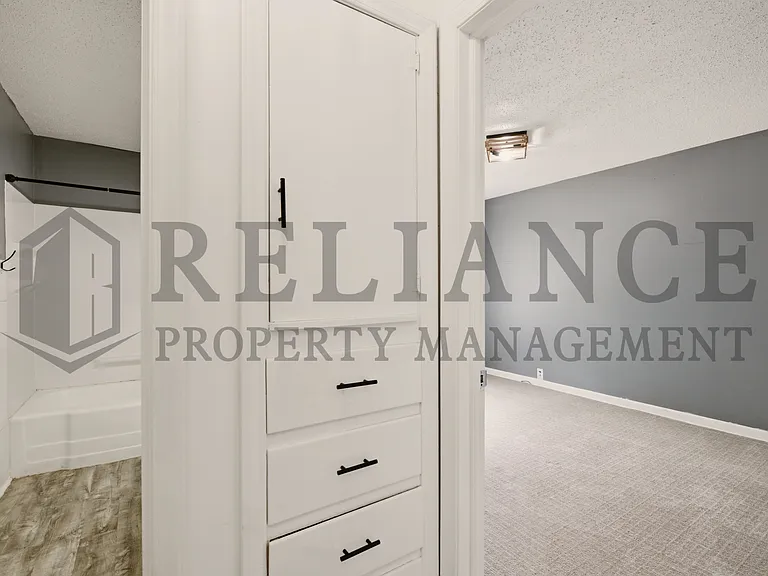 1458 N Old Manor Rd — Photo 19