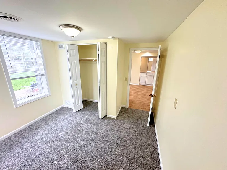 1606 W Healey St — Photo 11