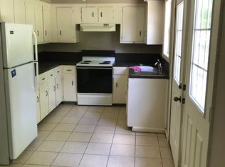 257 Tobacco Rd, Murray, KY 42071