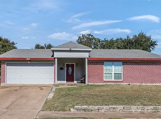 3217 Lariat Ln, Garland, TX 75042