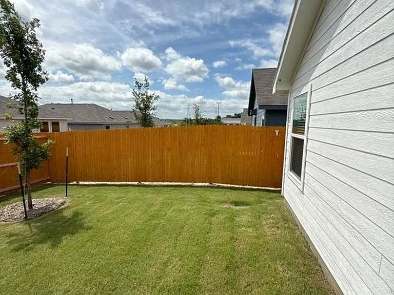 3911 Ontario Way — Photo 24