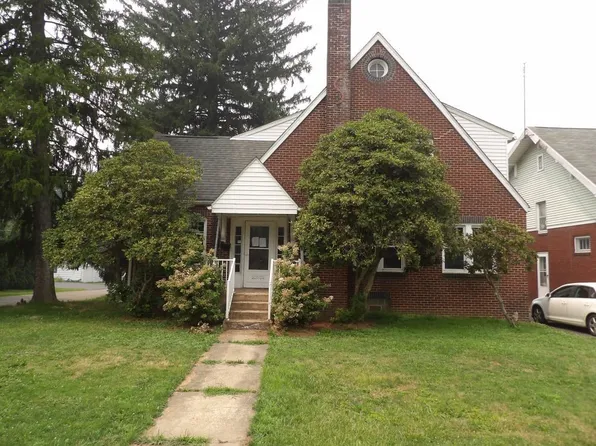 110 S Oakdale Ave, Hermitage, PA 16148