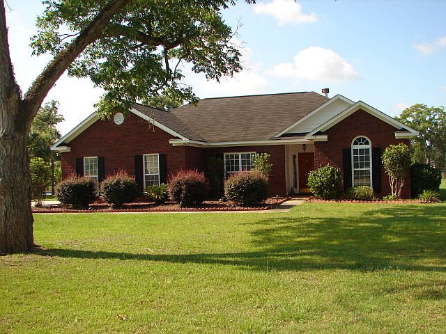 1st image of 122 Dadford Dr