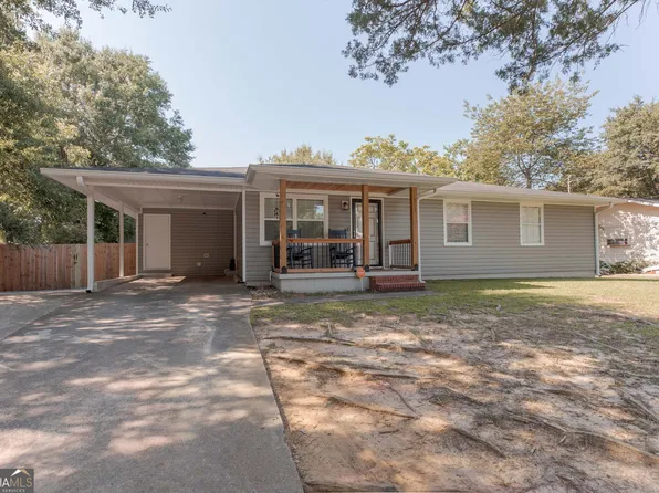 213 Tumbleweed Cir, Centerville, GA 31028