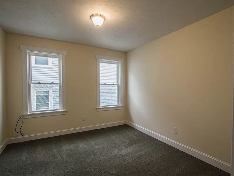 8 Seward St #3 — Photo 4