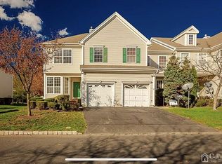 28 Straton Ct UNIT 28, Parlin, NJ 08859