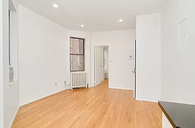 Rented by Mossanen Group