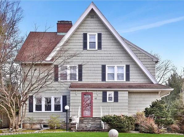 45 Great Oak Lane, Pleasantville, NY 10570