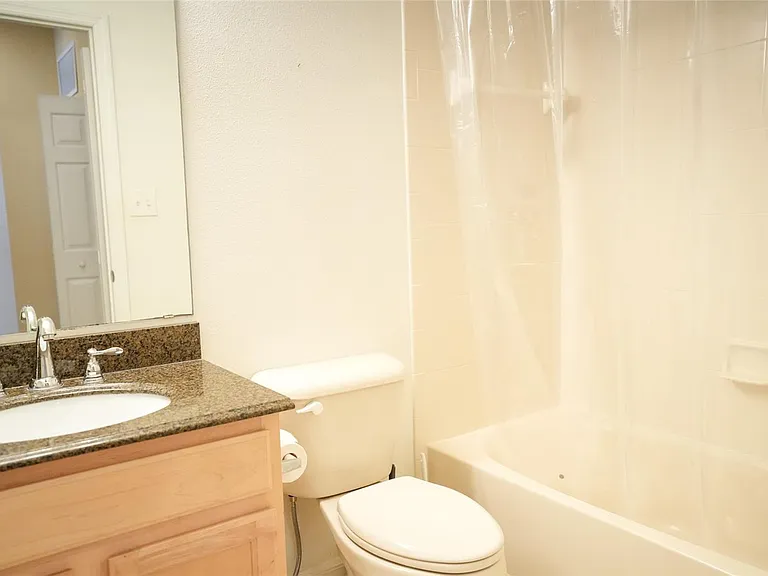 3468 Parkridge Cir #33-201 — Photo 26