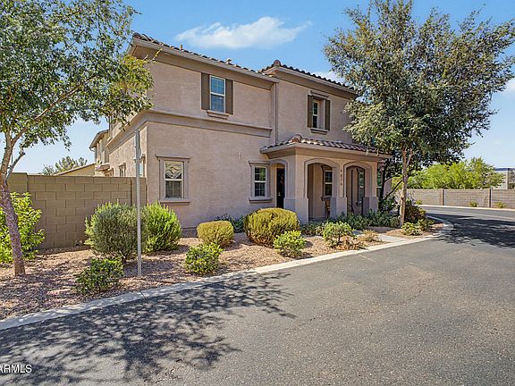3rd image of 6826 E POSADA Circle