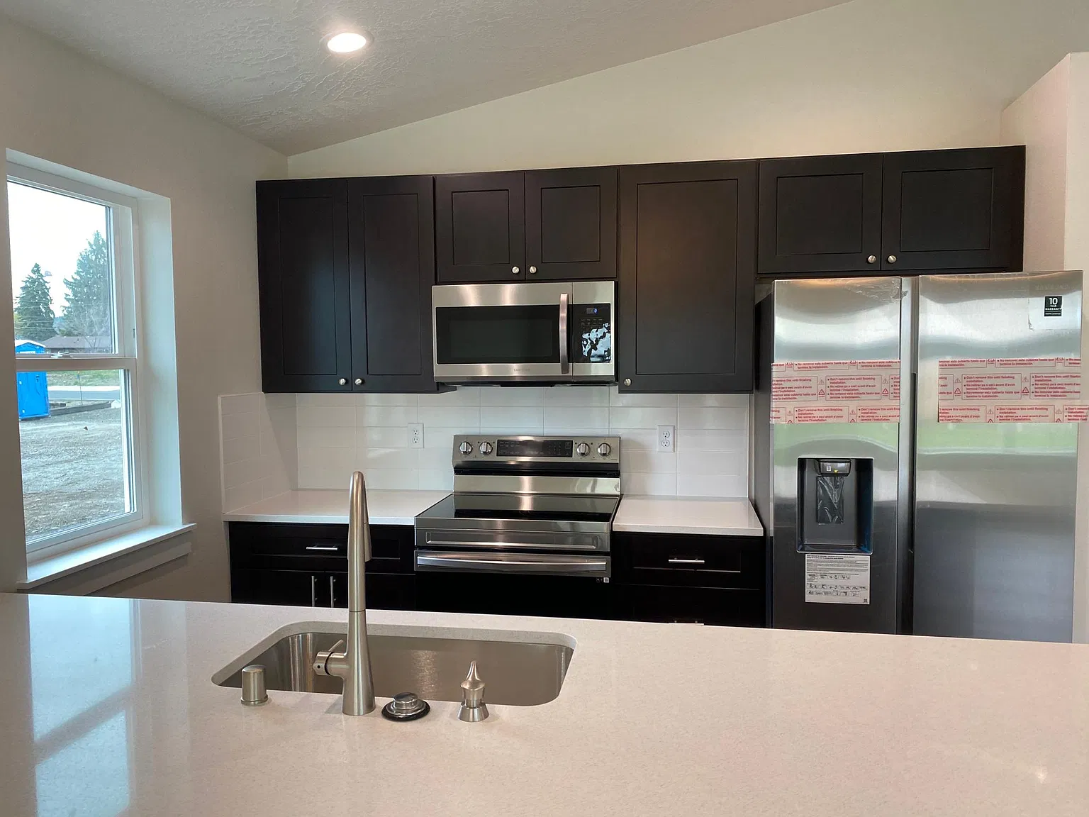 3 bed, 1486 sqft, $2,195 — Photo 2