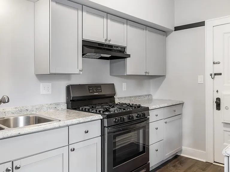 3919 N Morris Blvd #203 — Photo 9
