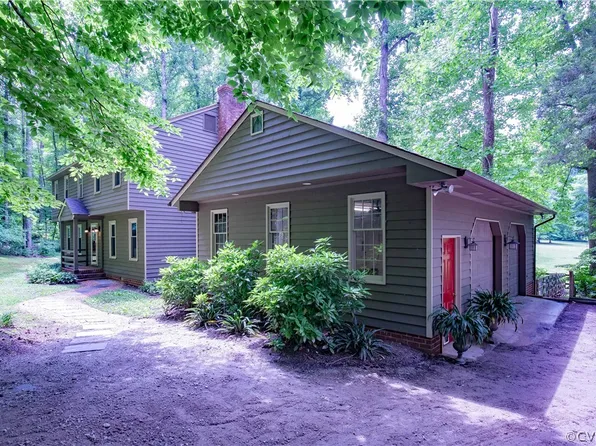 1450 Timber Rdg, Maidens, VA 23102