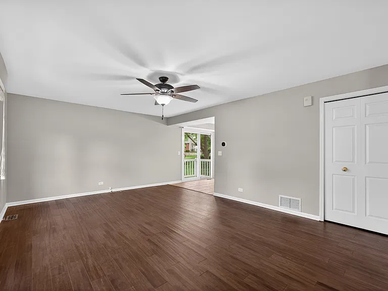 212 Amherst Ct #C — Photo 9