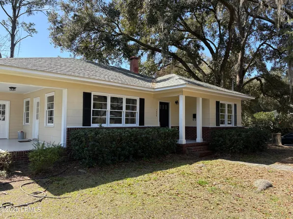 1404 Laudonniere St, Beaufort, SC 29902