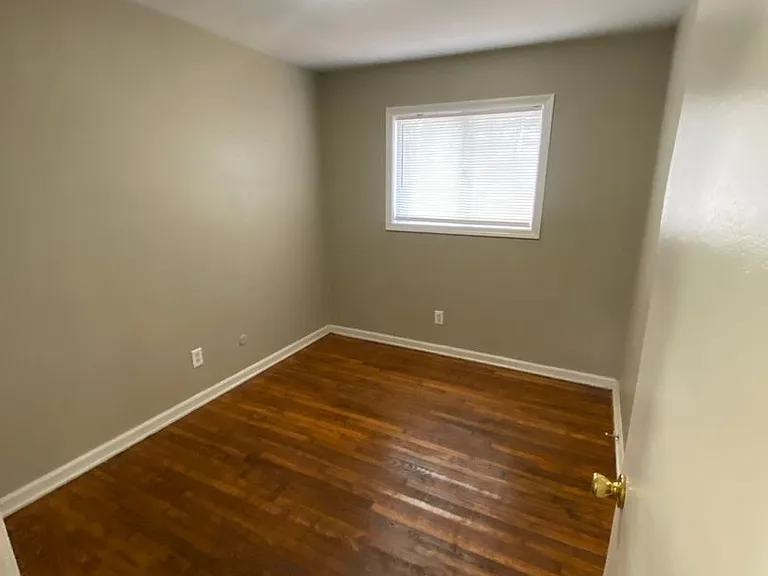 4822 Wellborn Dr — Photo 12
