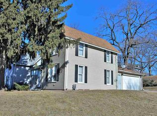 764 25th St, Moline, IL 61265