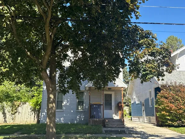 131 Dale St NE, Grand Rapids, MI 49505