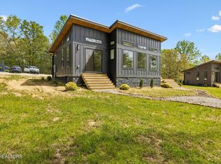 51 Dwellings Dr, Tracy City, TN 37387
