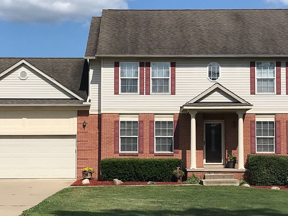 1st image of 327 Old Creek Dr