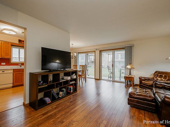 5th image of 1301 S Williams St #39-1