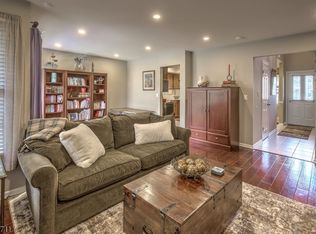 46 Cambridge Rd, Bedminster, NJ 07921