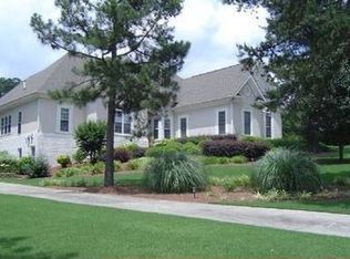 805 Mill Brook Ln, Hoschton, GA 30548
