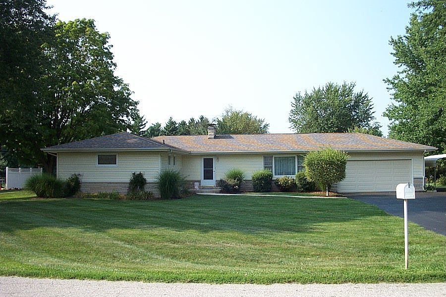 1st image of 1213 Meadowbrook Dr