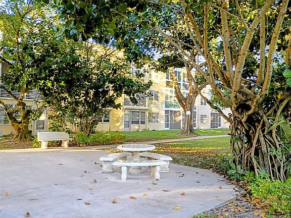 4th image of 151 Berkley Rd APT 308