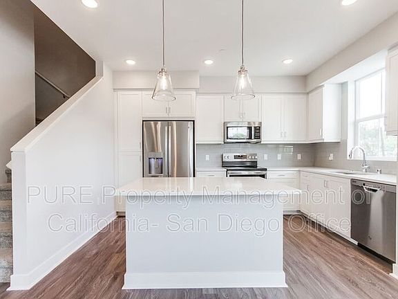 3rd image of 143 Avenida Chapala Unit 106