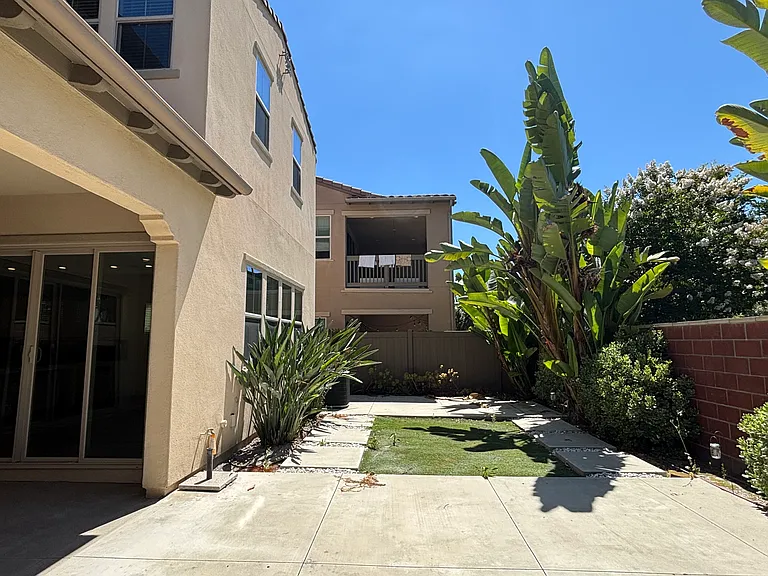 53 Molly Loop — Photo 12