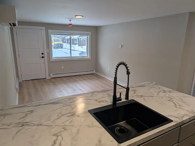 242 Commercial St — Photo 26