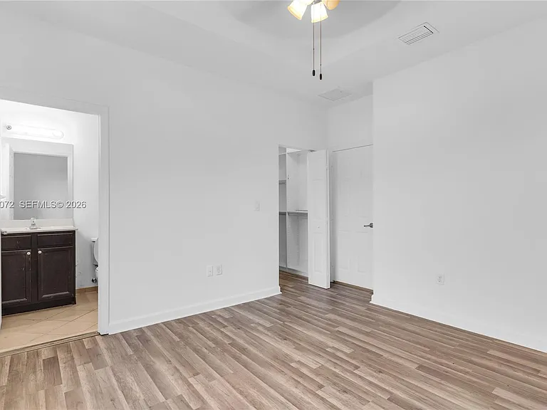 3202 SE 6th St #3202 — Photo 21