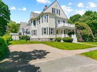 15 Vassar St, Worcester, MA 01602