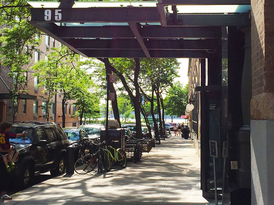 2nd image of 95 Horatio St APT 10A