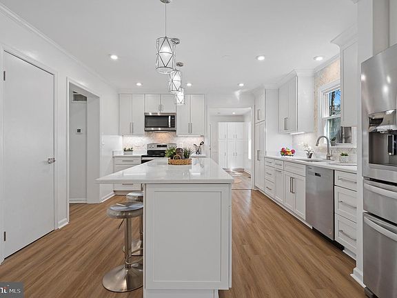 4th image of 5235 Chalk Point Rd