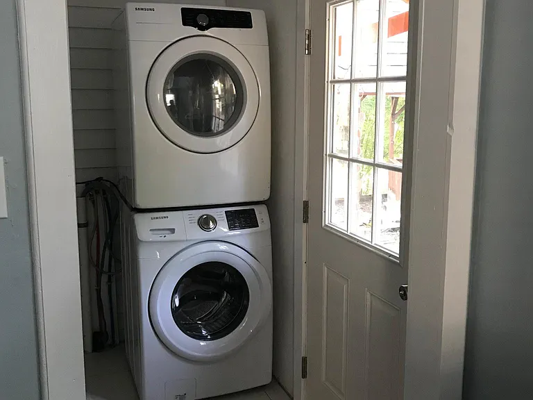 106 Pine St — Photo 6