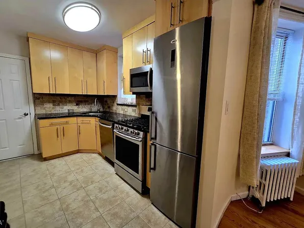 666 39th Street image 14 of 16