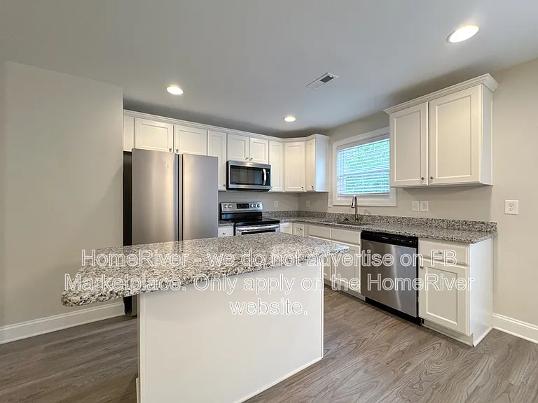 202 Beaumont Cir — Photo 5