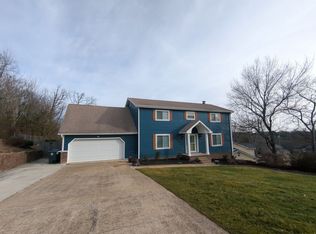 513 Woodcroft Dr, Hixson, TN 37343