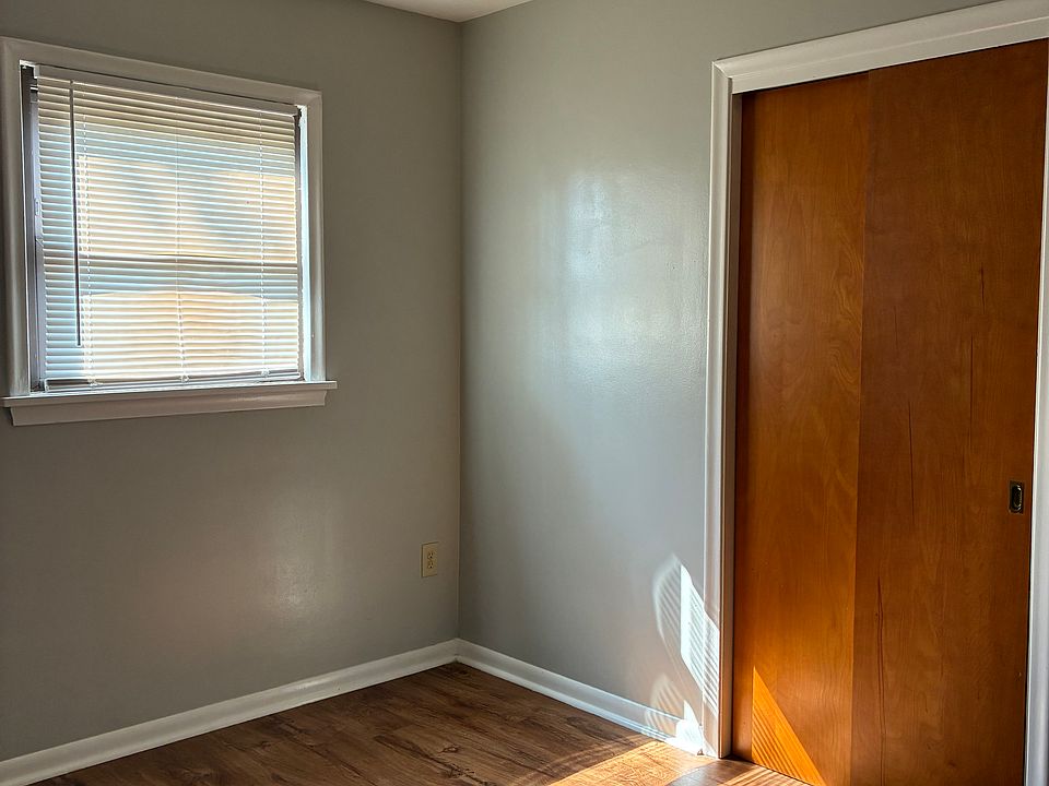 1st image of 1632 Oakmont Ln