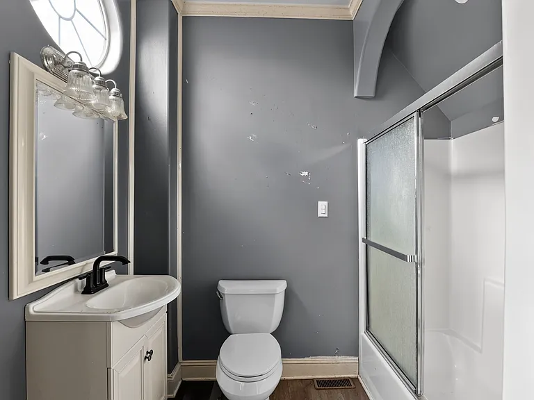 721 Myrtle St — Photo 1