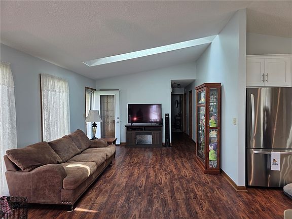 3rd image of 2703 Brookville Pl