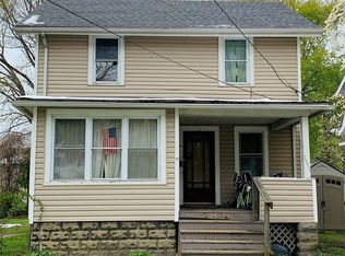 1111 Seymour Dr, Ashtabula, OH 44004