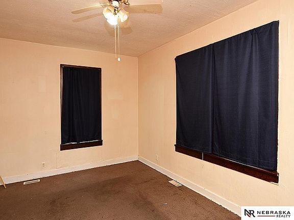4th image of 7114 N 39th St