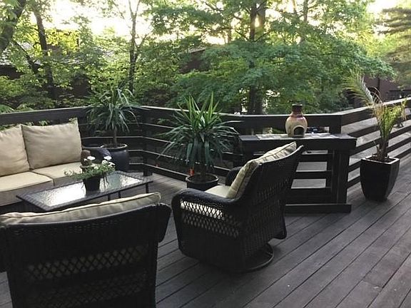 4th image of 378 Hickory Ln