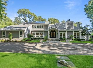 5 Coon Hollow Road, Lloyd Harbor, NY 11743