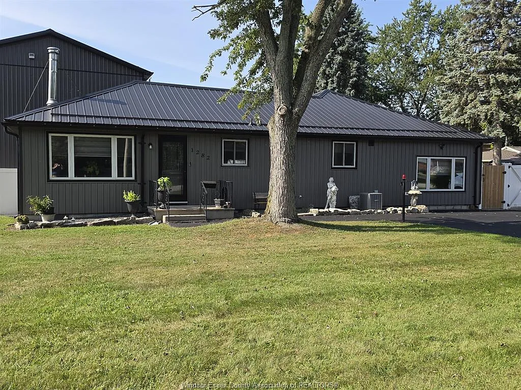 3 bed, 1800 sqft, $2,375 — Photo 2
