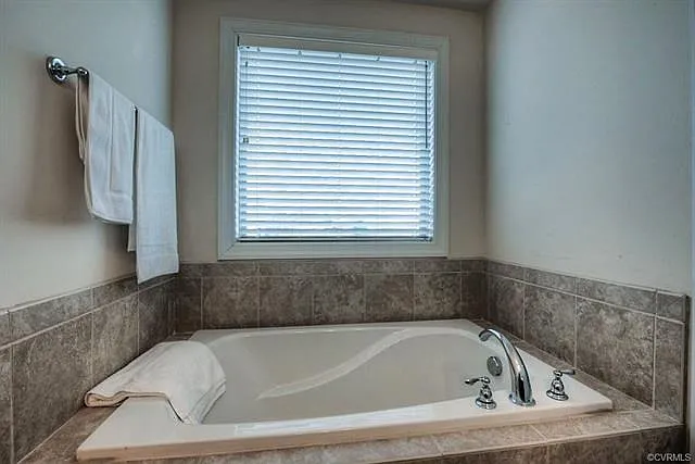 7739 Broadstairs Ln — Photo 14