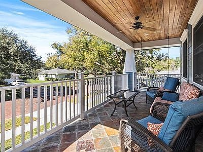 2nd image of 1317 Belleaire Cir